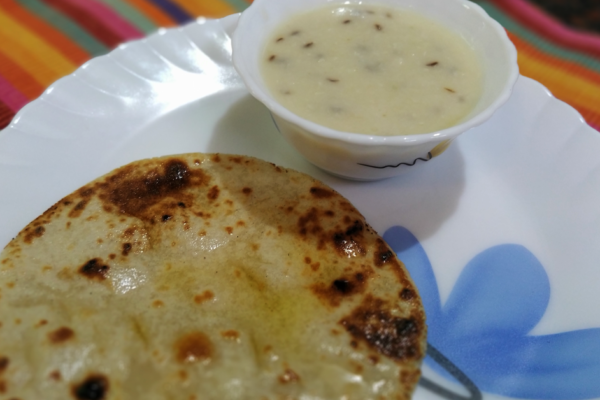 Gujarati Style Urad Dal and Chawal Rotla